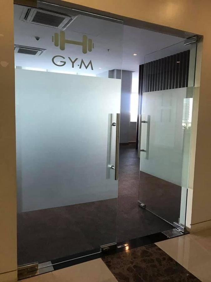 מנילה Studio At Viceroy T4 Florence Way מראה חיצוני תמונה