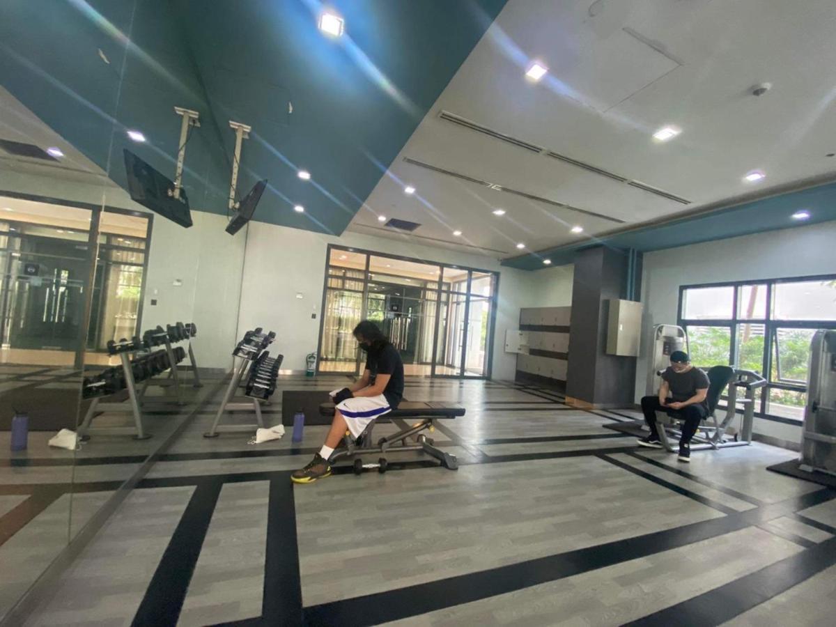 מנילה Studio At Viceroy T4 Florence Way מראה חיצוני תמונה