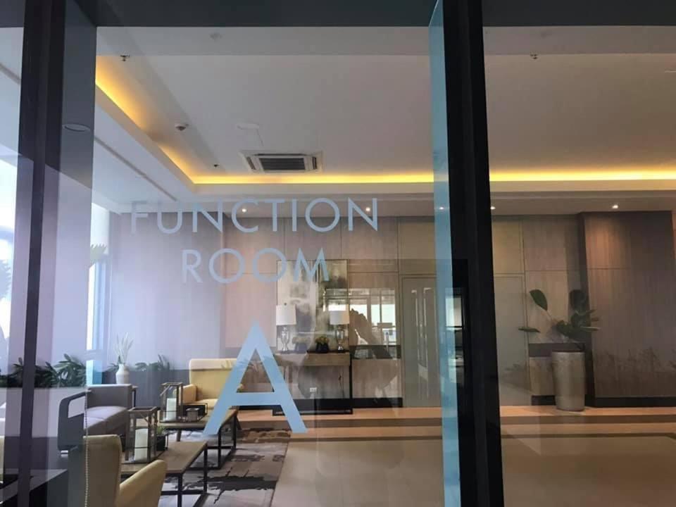 מנילה Studio At Viceroy T4 Florence Way מראה חיצוני תמונה
